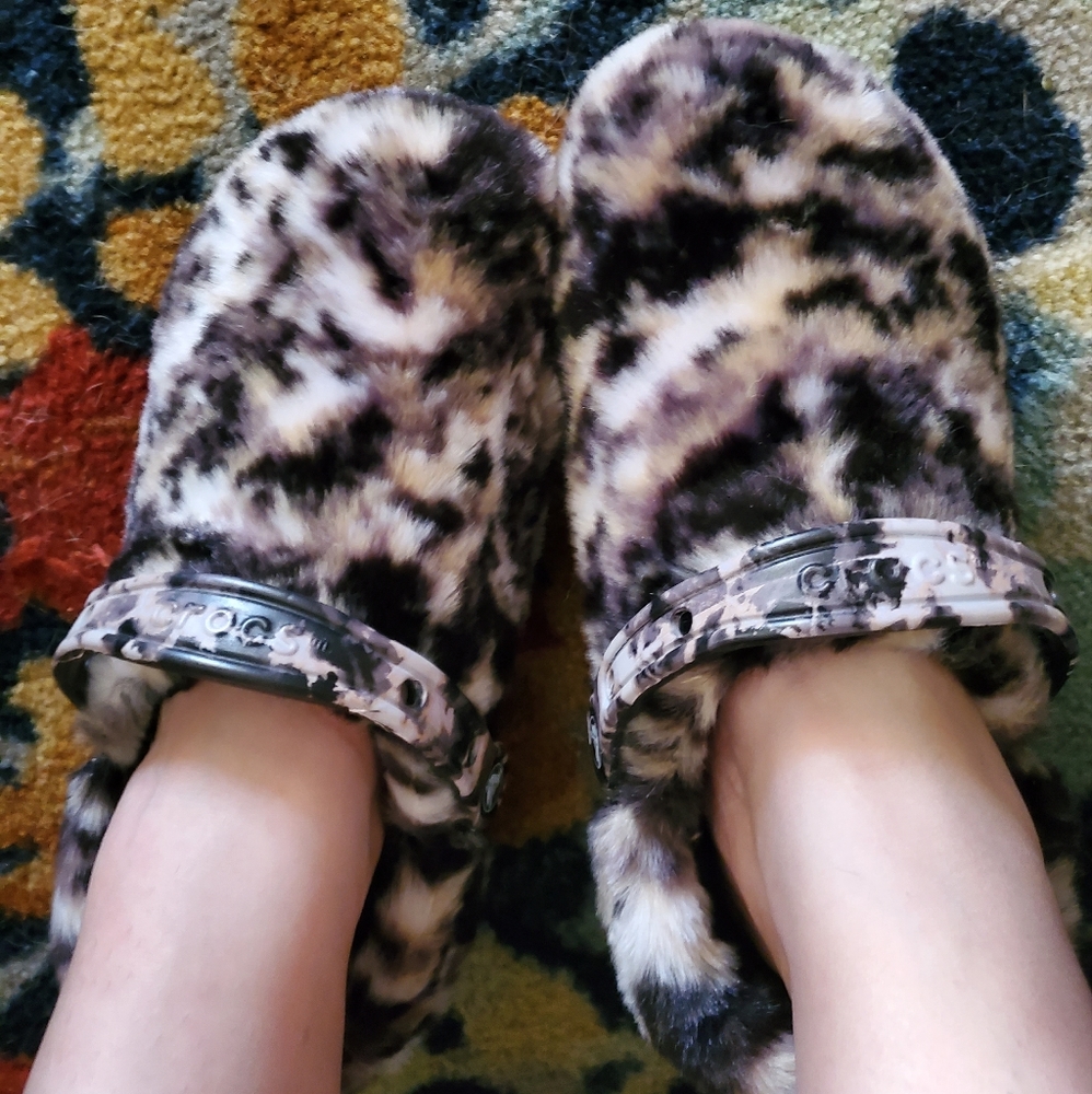 Fur sure crocs